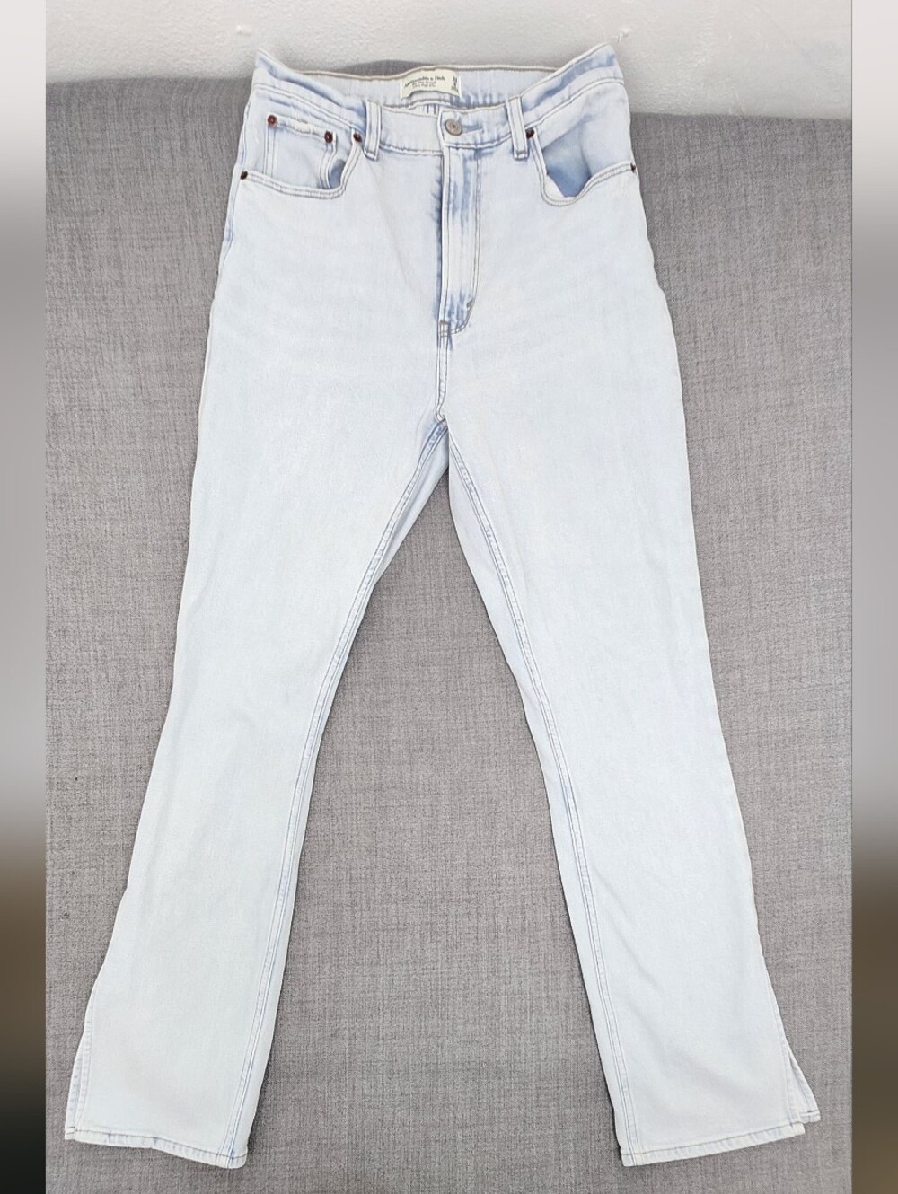Abercrombie & Fitch Slim Straight Semi Distressed  Style Vent Slide Split. 28